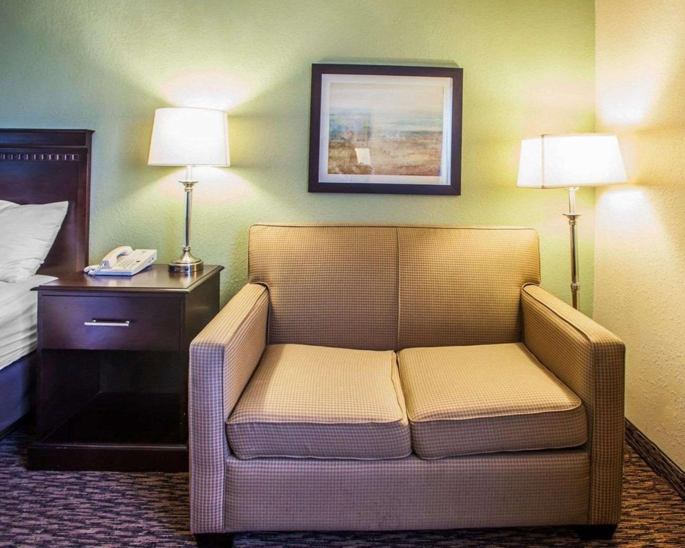 King Room with Sofa Bed interior
